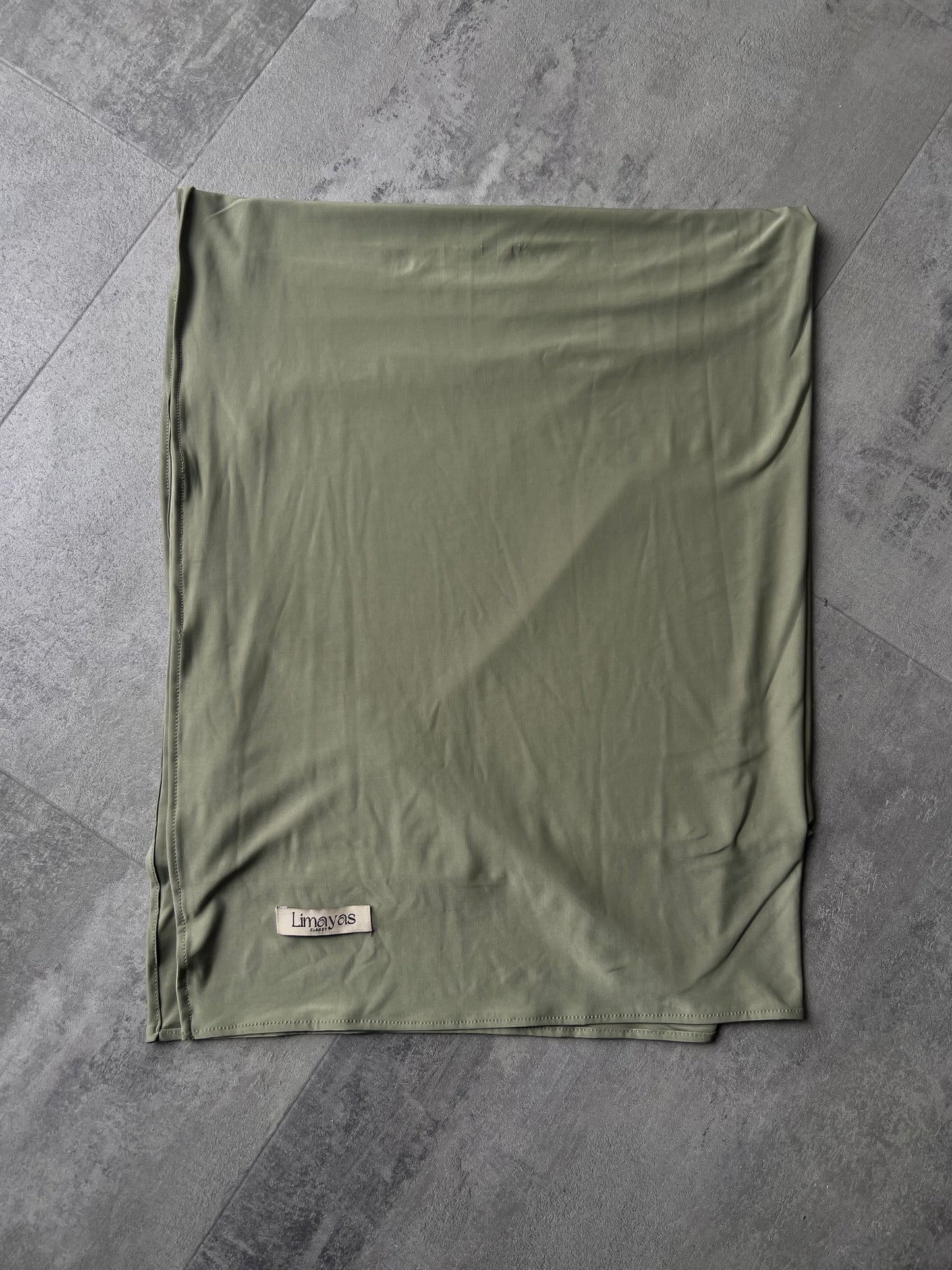 Liquid jersey scarfs