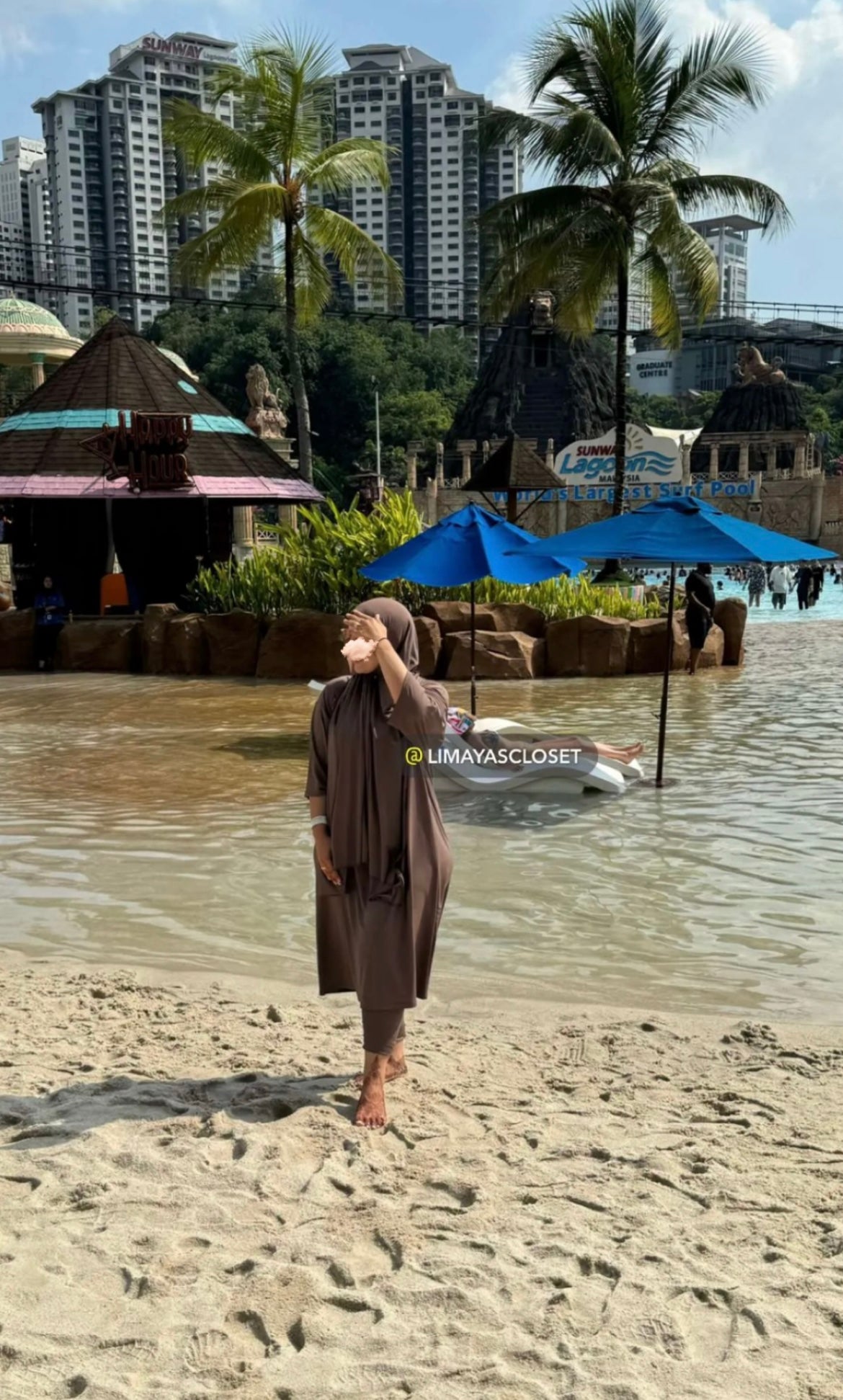 Oversized burkini