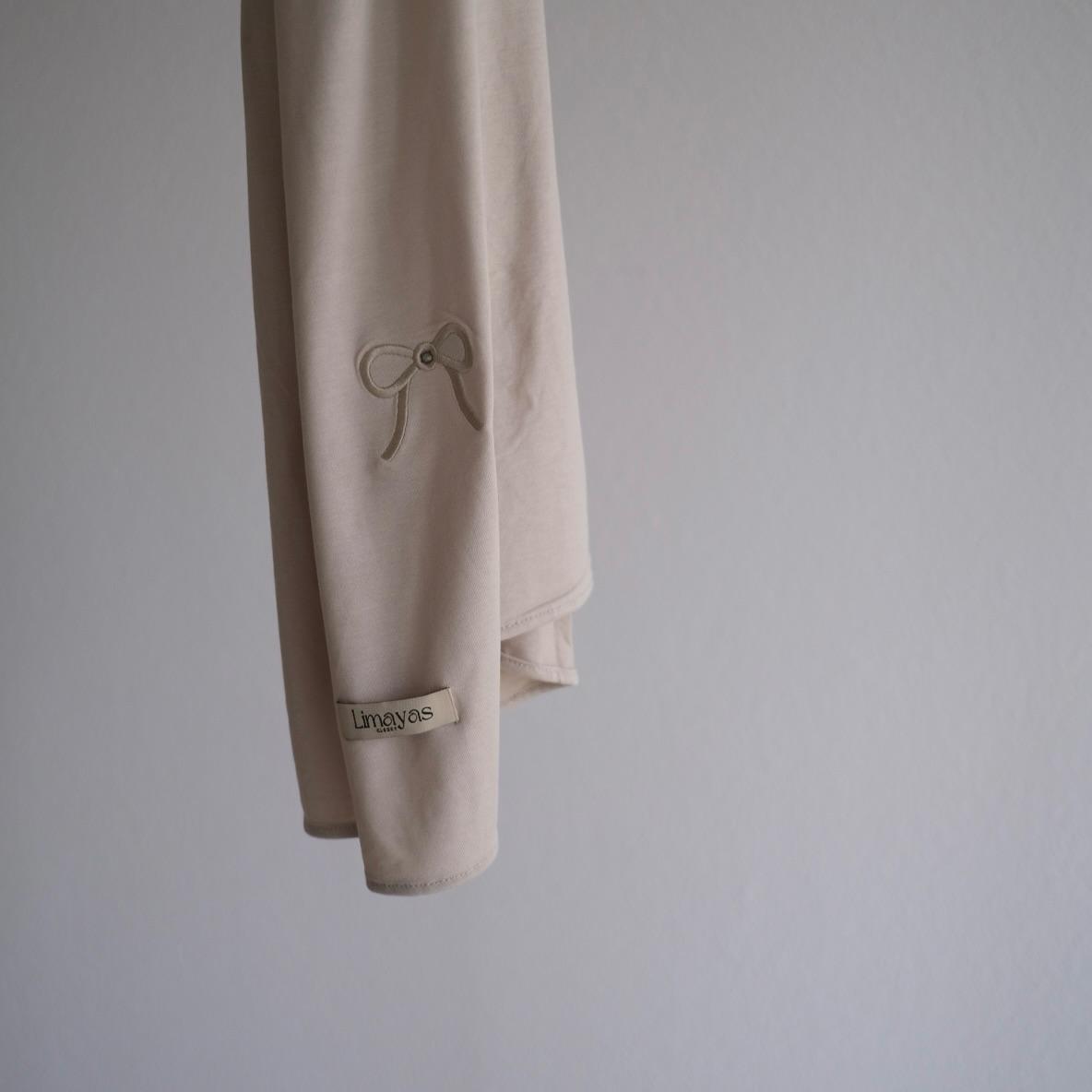 Bamboo jersey scarfs with bows