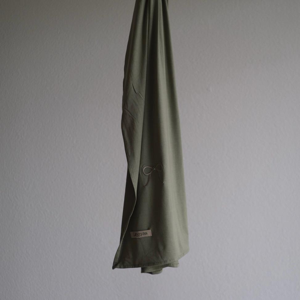 Bamboo jersey scarfs with bows