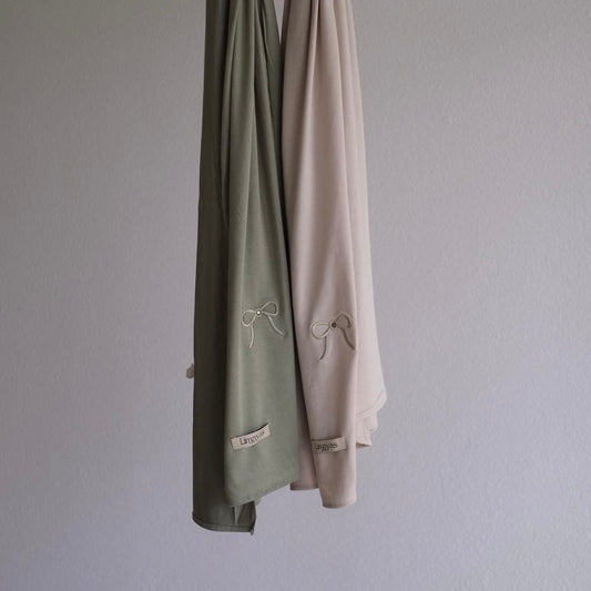 Bamboo jersey scarfs with bows